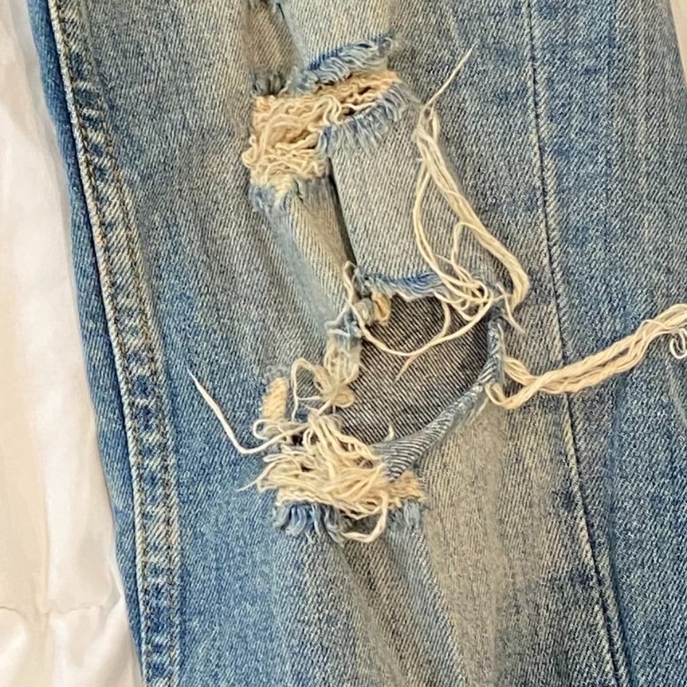Zara, Ripped Jeans - Picture 3 of 6